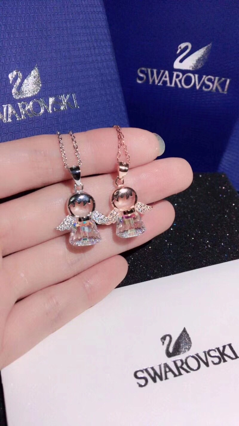 Swarovski Necklaces Functional 252247