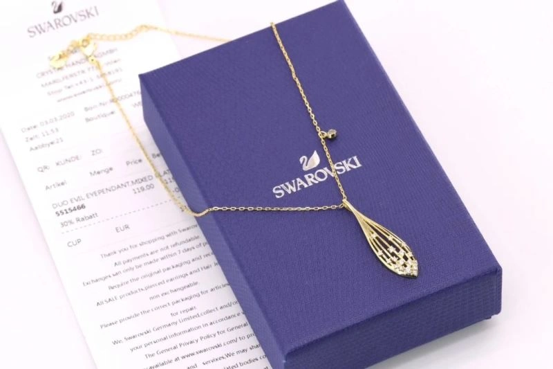 FreshLook Swarovski Necklaces 252179