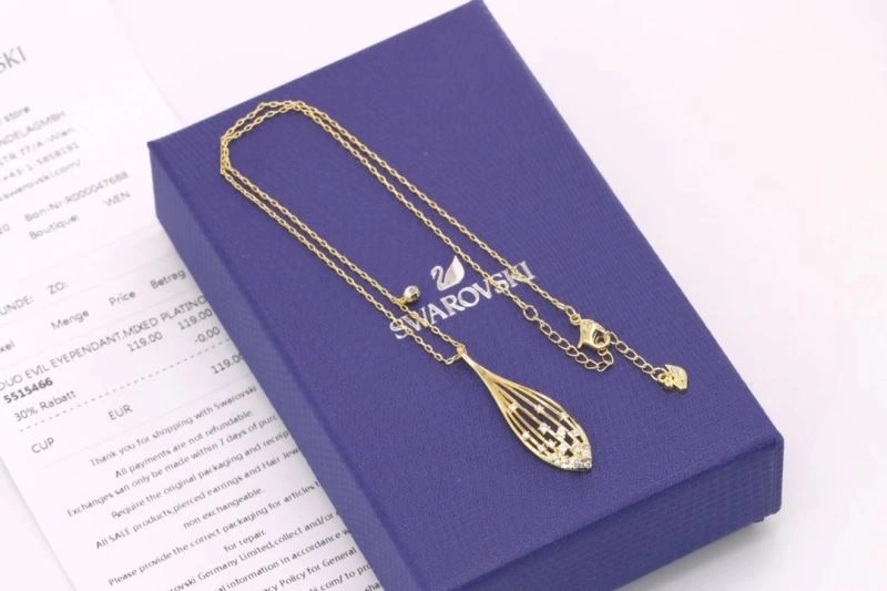 FreshLook Swarovski Necklaces 252179