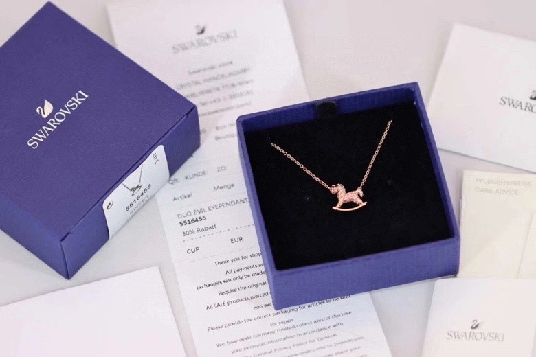 OdorResistant Swarovski Necklaces 252158