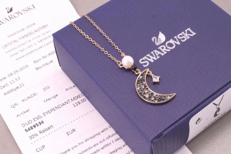 Comfortable Swarovski Necklaces 252153