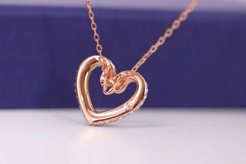 Effortless Swarovski Necklaces 252156