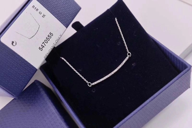 Elegant Swarovski Necklaces 252151