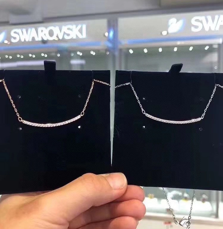 Elegant Swarovski Necklaces 252151