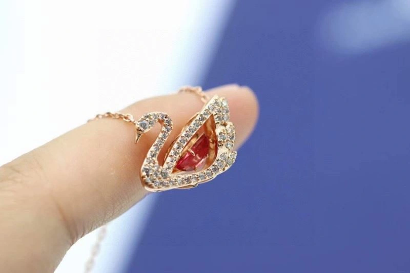 Unique Swarovski Necklaces 252160