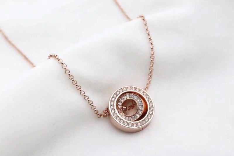MoistureWicking Swarovski Necklaces 252109