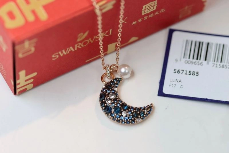 Durable Swarovski Necklaces 252125
