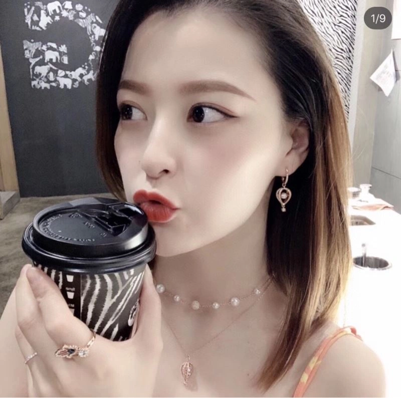 Stylish Swarovski Necklaces 252108