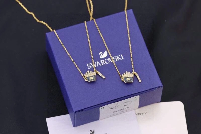 Versatile Swarovski Necklaces 252120
