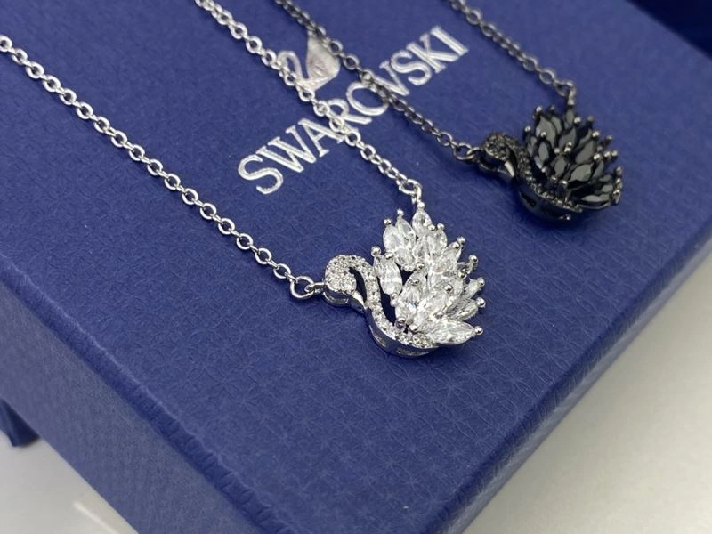 Swarovski Necklaces Lightweight 252126
