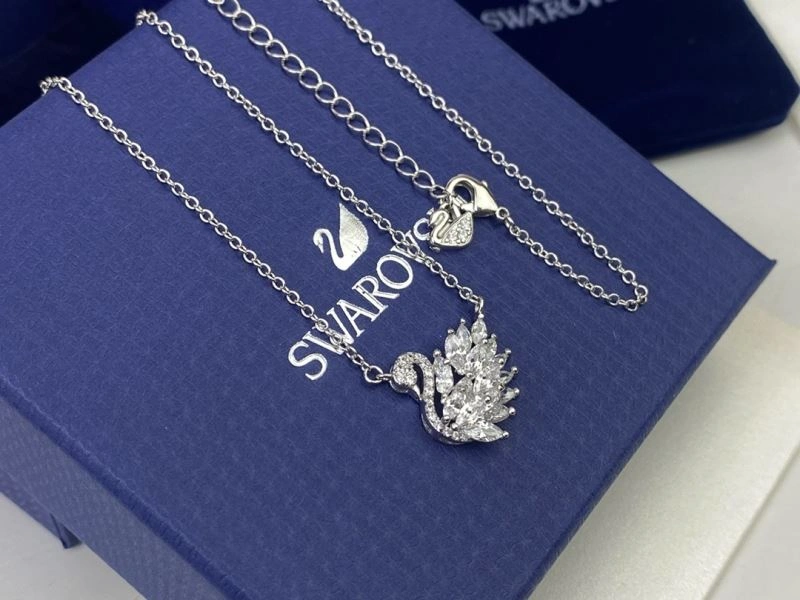 Swarovski Necklaces Lightweight 252126