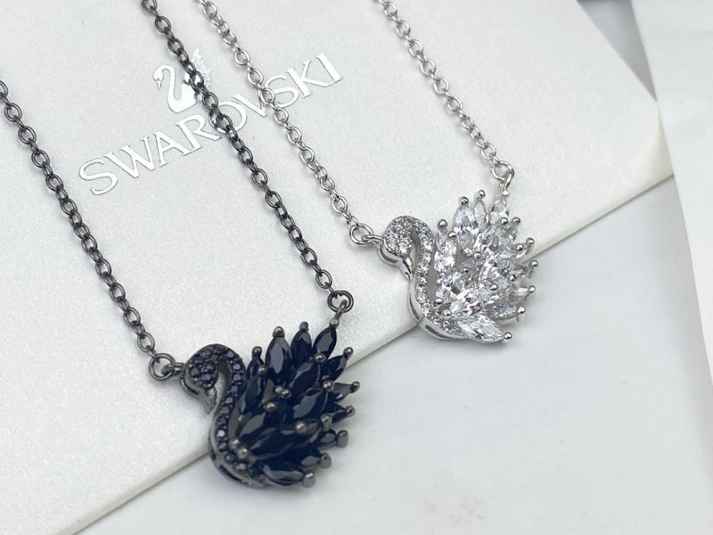 Swarovski Necklaces Lightweight 252126