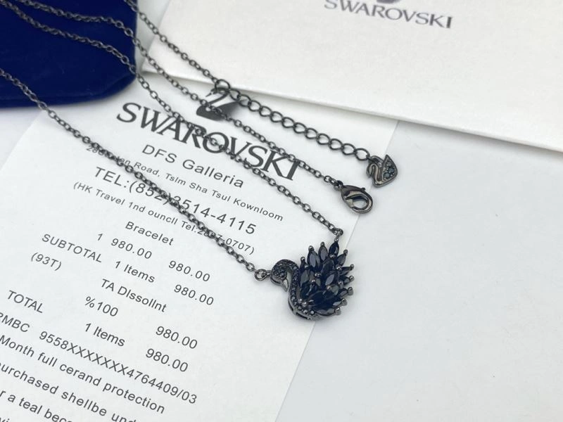 Swarovski Necklaces Lightweight 252126