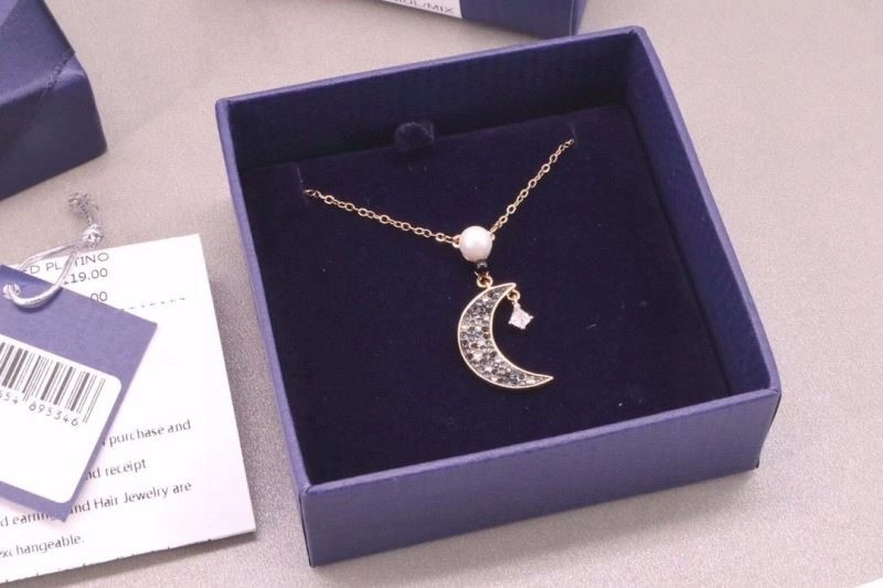 TimelessDesign Swarovski Necklaces 252080
