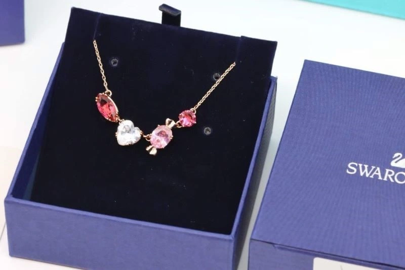 Swarovski Necklaces Resilient 252037