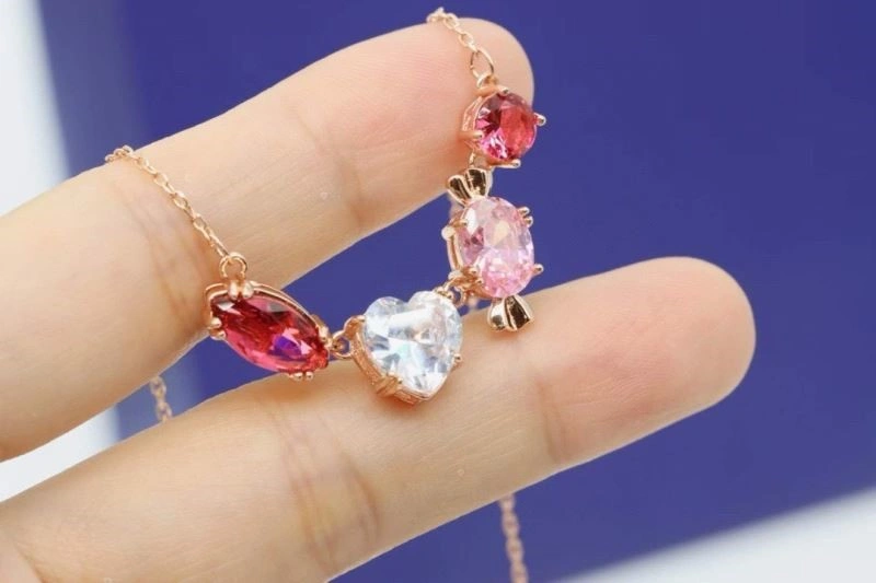 Swarovski Necklaces Resilient 252037