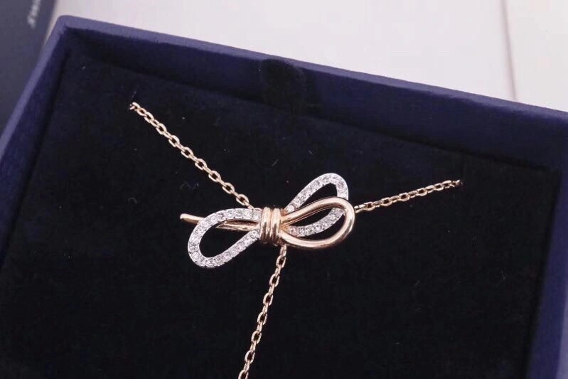 Trendy Swarovski Necklaces 252048