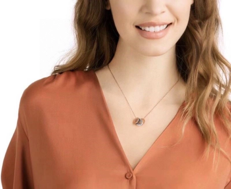 Youthful Swarovski Necklaces 252029