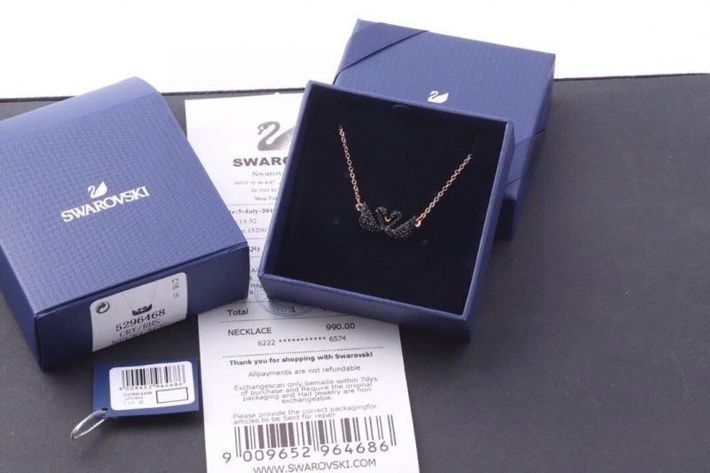 Resilient Swarovski Necklaces 252034
