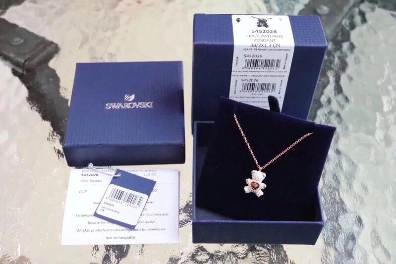 SmoothTexture Swarovski Necklaces 252027