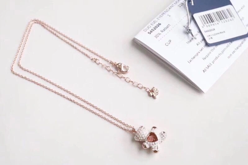 SmoothTexture Swarovski Necklaces 252027