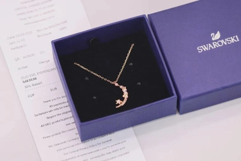 Seasonal Swarovski Necklaces 252035