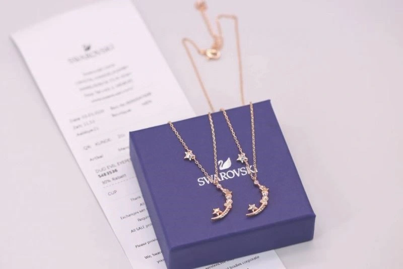 Seasonal Swarovski Necklaces 252035
