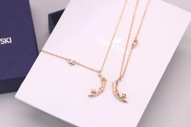 Seasonal Swarovski Necklaces 252035
