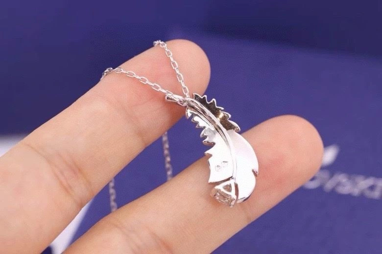 Swarovski Necklaces Versatile 252032