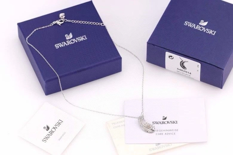 Swarovski Necklaces Versatile 252032