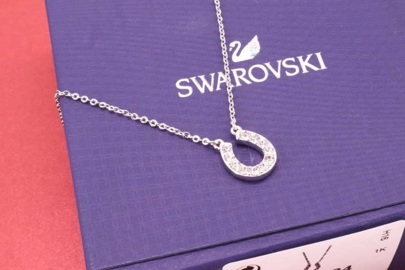 WaterResistant Swarovski Necklaces 252039