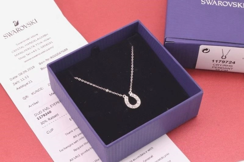 WaterResistant Swarovski Necklaces 252039
