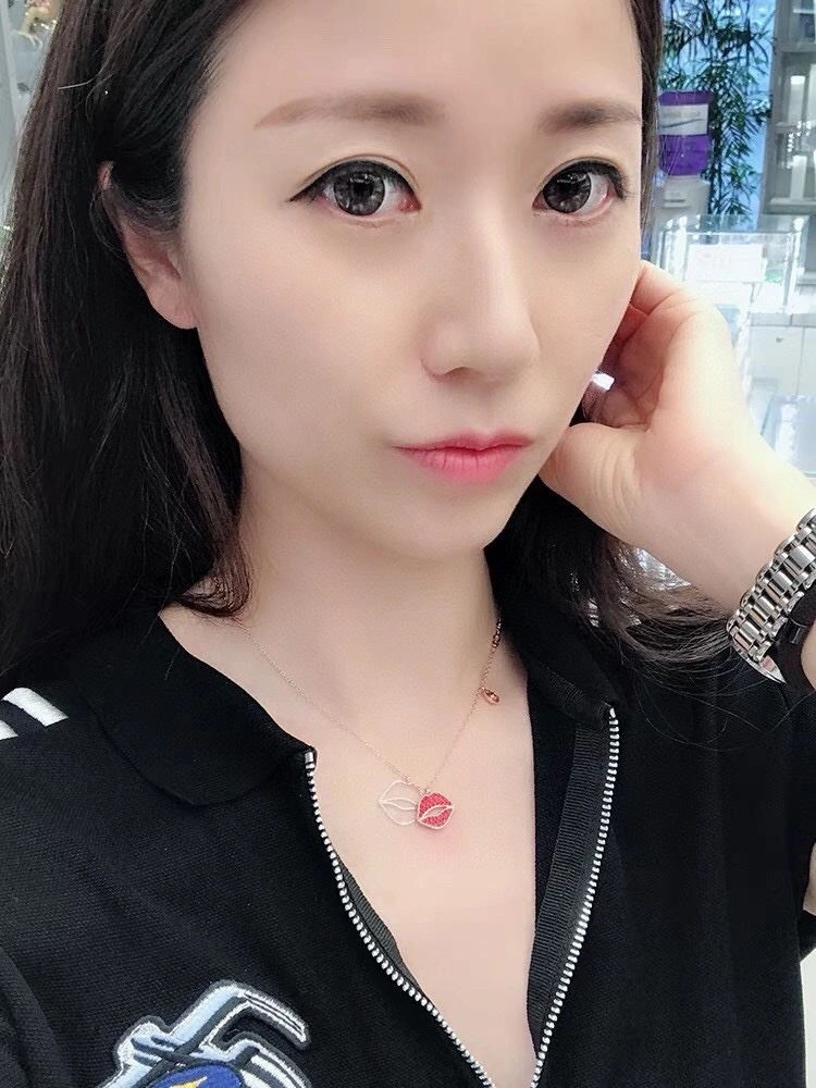 Bold Swarovski Necklaces 252028