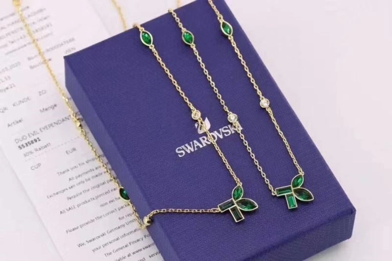 Chic Swarovski Necklaces 252017