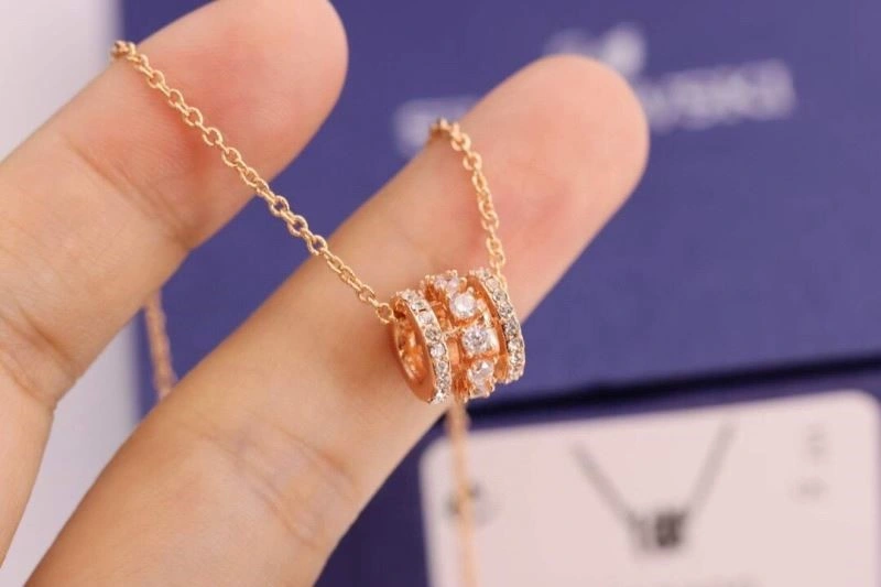 Timeless Swarovski Necklaces 252015