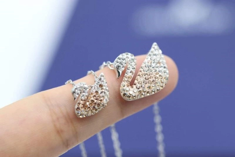 WrinkleFree Swarovski Necklaces 252001