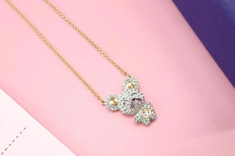 UrbanChic Swarovski Necklaces 251971