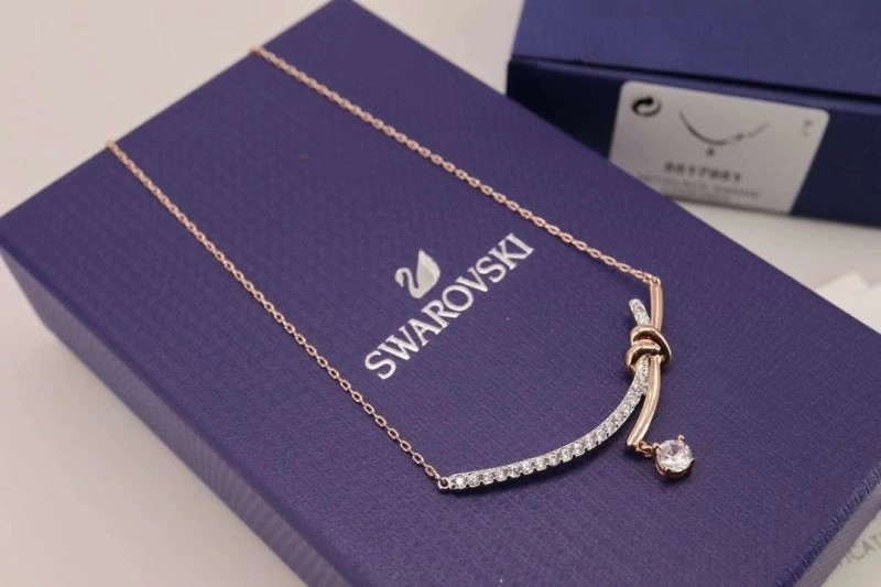 Unisex Swarovski Necklaces 251970
