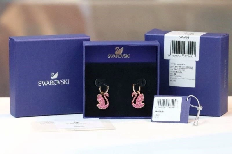 QuickDry Swarovski Necklaces 251942