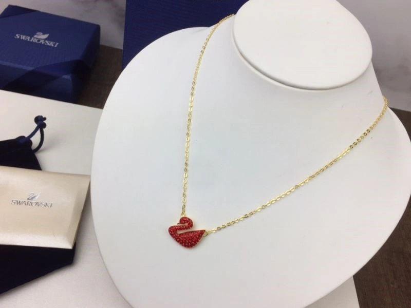 Sleek Swarovski Necklaces 251945