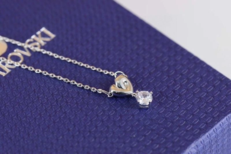 Comfortable Swarovski Necklaces 251891