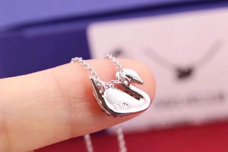 Contemporary Swarovski Necklaces 251898