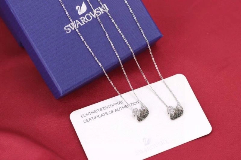 Contemporary Swarovski Necklaces 251898