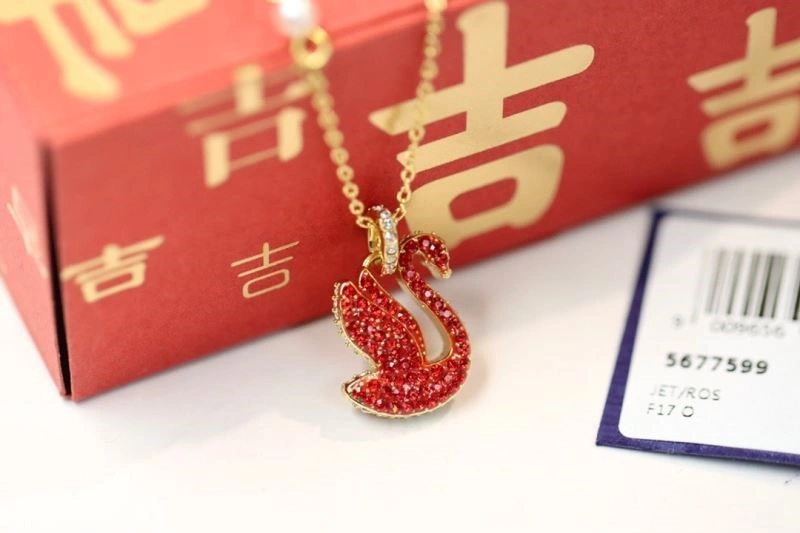 WaterResistant Swarovski Necklaces 251880