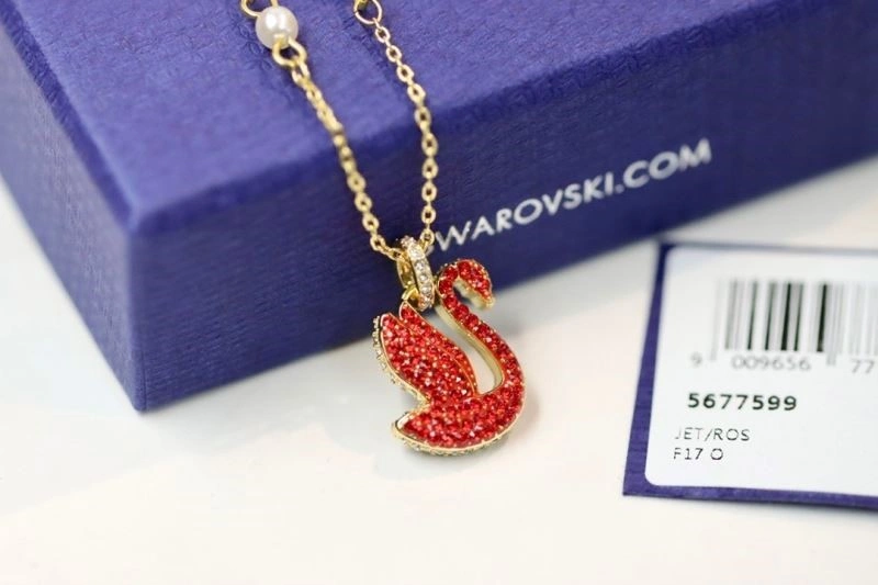 WaterResistant Swarovski Necklaces 251880