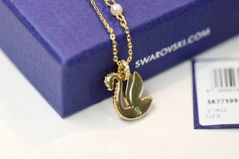 WaterResistant Swarovski Necklaces 251880