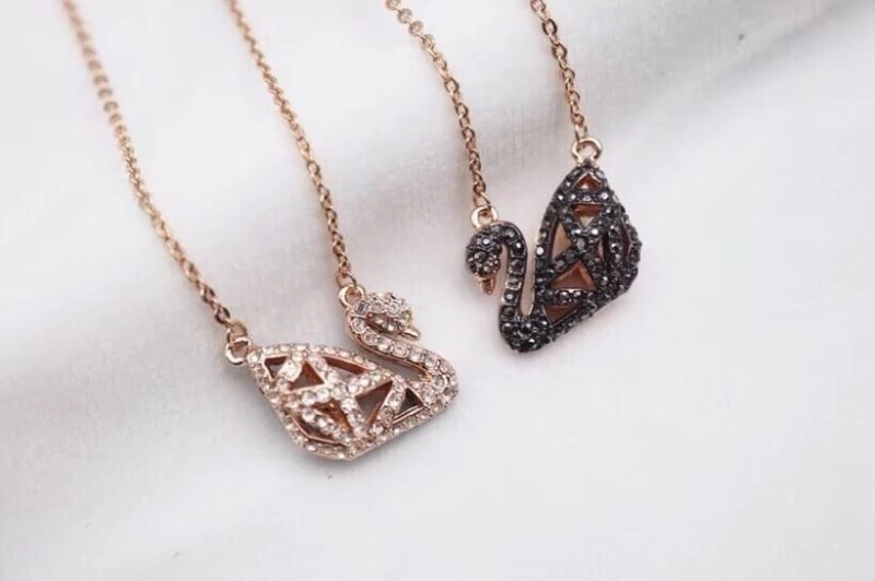 Thermal Swarovski Necklaces 251847