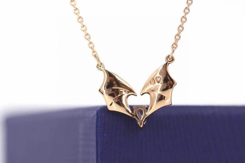 Comfortable Swarovski Necklaces 251854