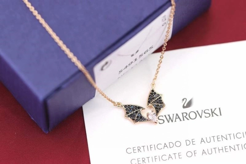 Comfortable Swarovski Necklaces 251854