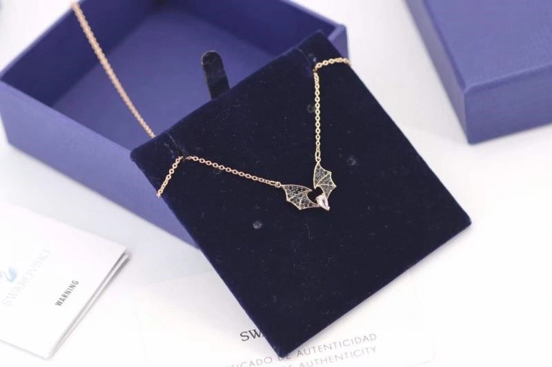 Comfortable Swarovski Necklaces 251854